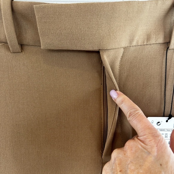 Zara Pleated Wide Leg Camel Trousers. Waist is approximately 29 inches - Picture 9 of 13